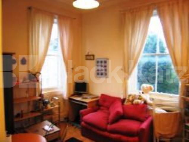 			new instruction, 1 Bedroom, 1 bath, 1 reception Flat			 College Cresent, SWISS COTTAGE NW3